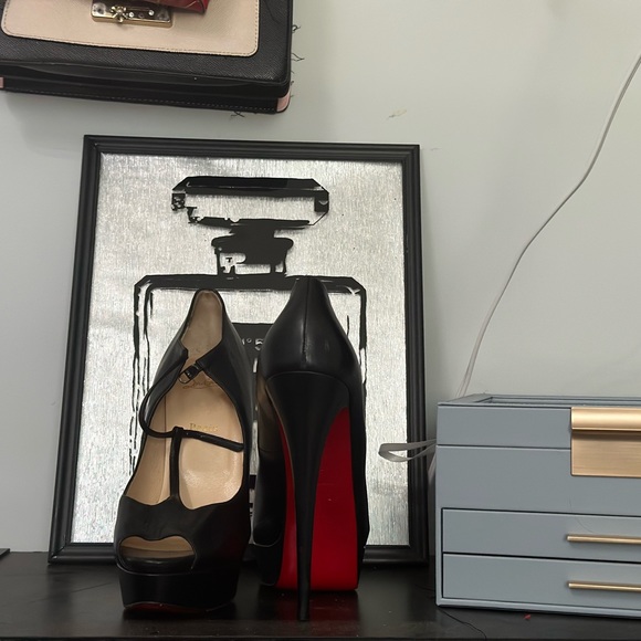 Reposhing a pair of Christian Louboutin Jilopa Platforms